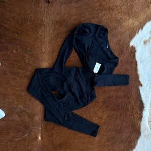 WRE Black Leggings and top Set